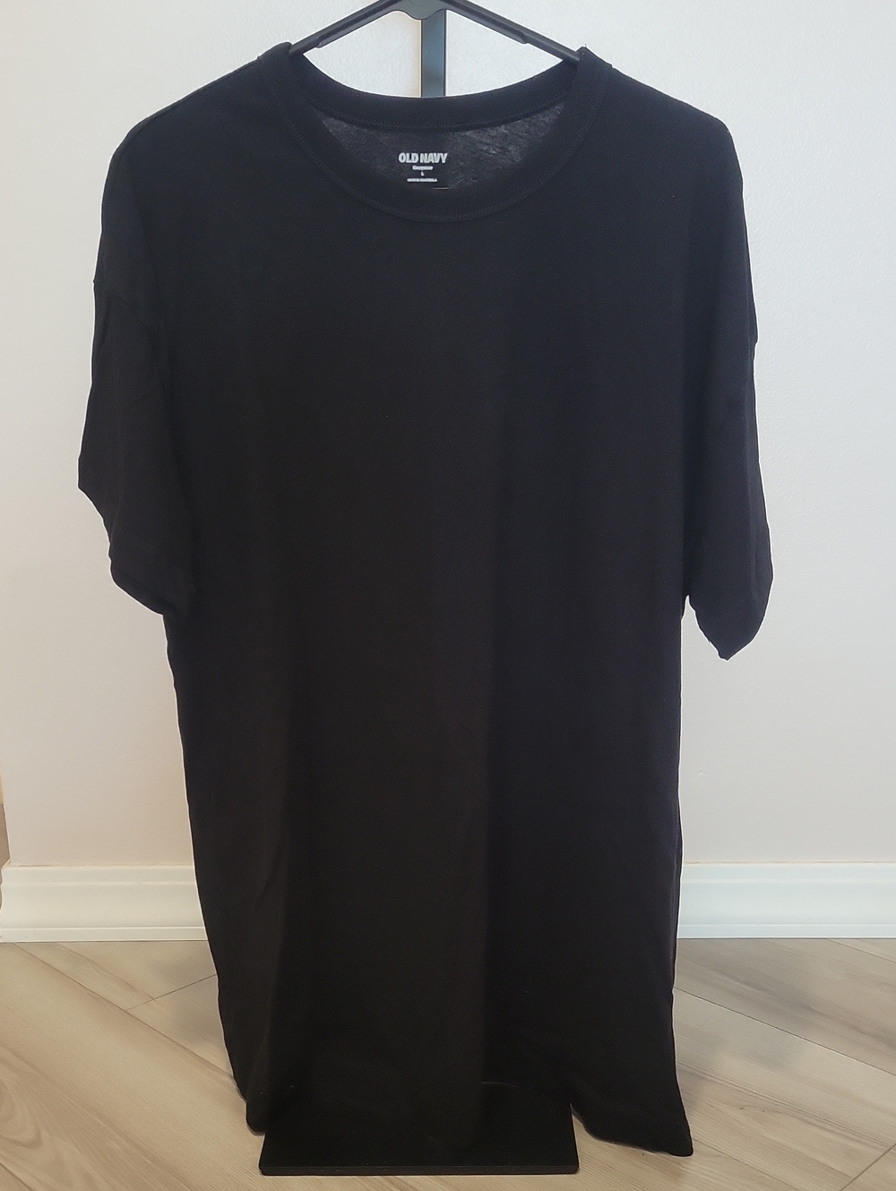 Old Navy Men's Black Short-Sleeve Crewneck Tee